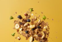 자연 식품의 힘: 건강을 위한 필수 선택 brown nuts on white ceramic bowl